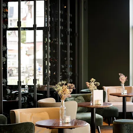 Des Brasseurs Hotel 4*