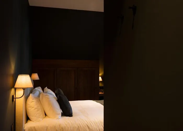 Des Brasseurs Hotel 4*